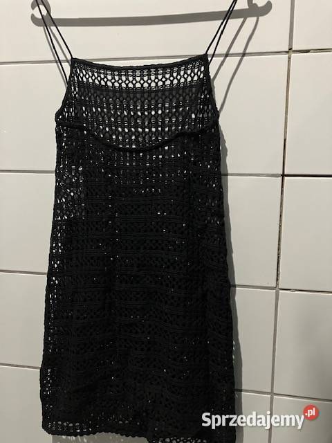 czarna sukienka o wyglądzie szydełkowej robótki kujawsko-pomorskie Toruń