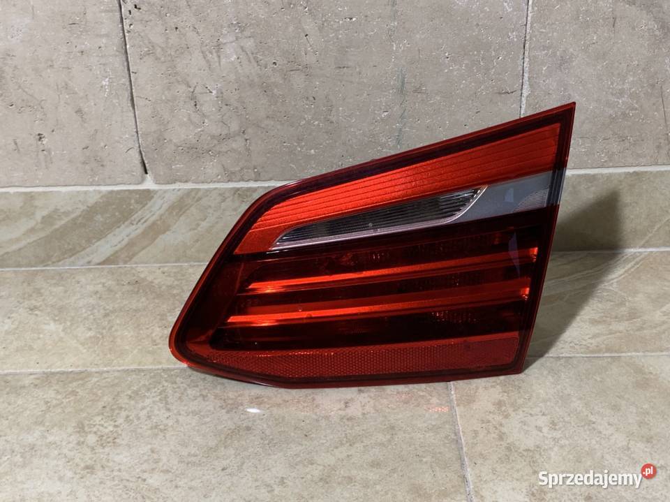 LAMPA PRAWA TYŁ W KLAPĘ BMW F45 7311032 Barwałd Dolny