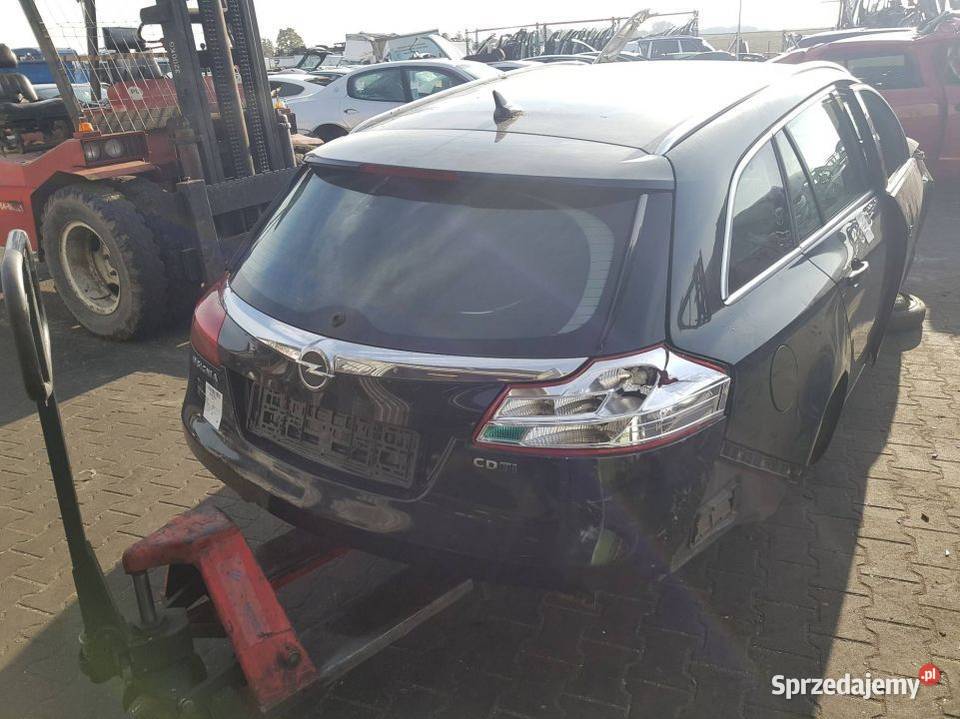KLAPA CBG INSIGNIA A KOMBI Lipno