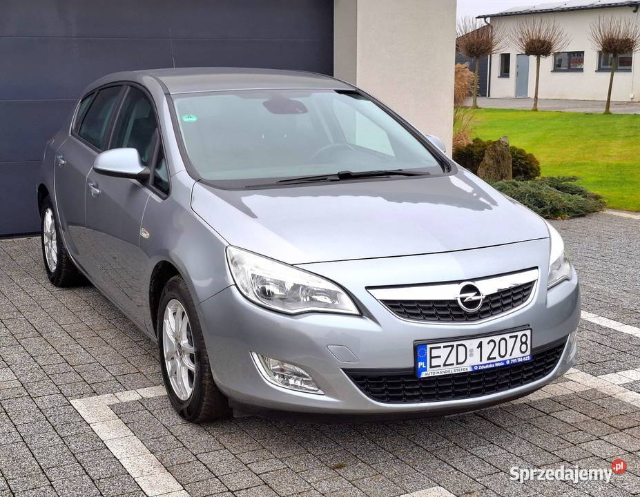 Podgrzewane fotele i kierownica klimatronik benzyna Zduńska Wola