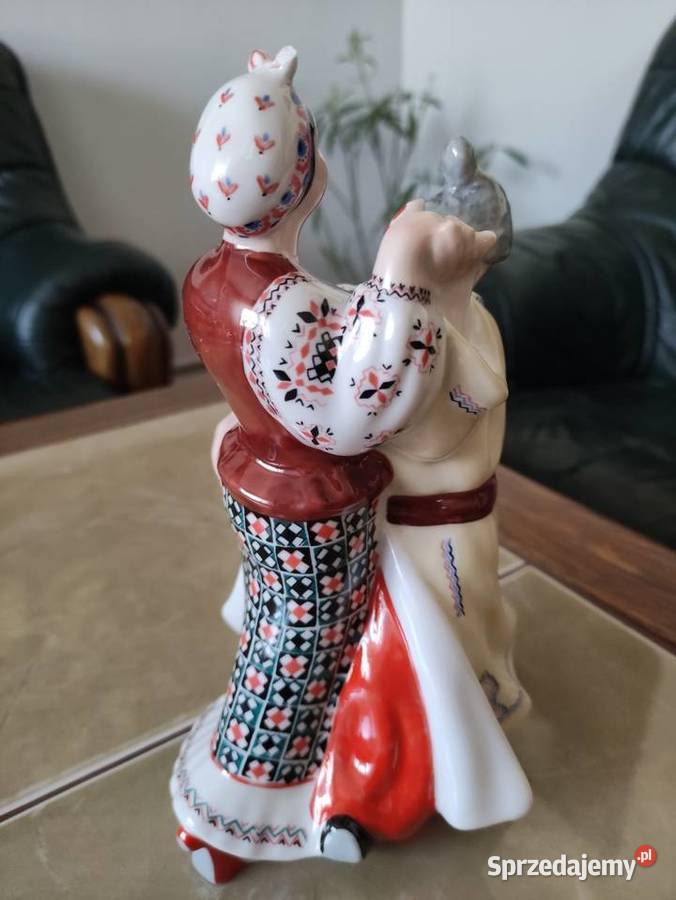 Figurka porcelanowa Kijów Taniec ukraiński lata Janów Lubelski sprzedam