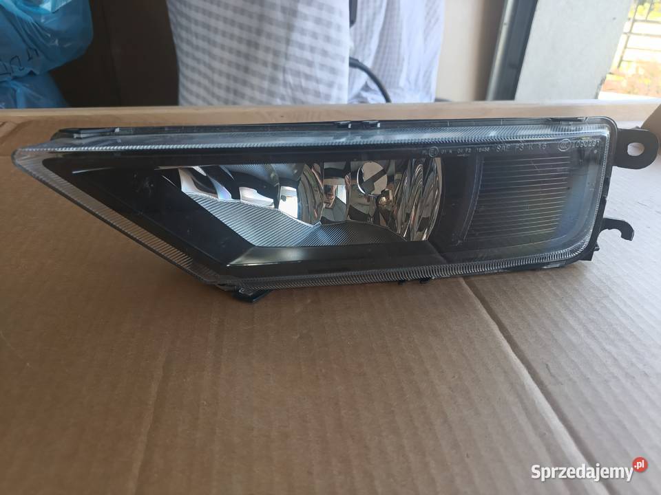 VW TIGUAN II 1725 HALOGEN LEWY PRZÓD PRZEDNI Lampy przeciwmgielne Banino
