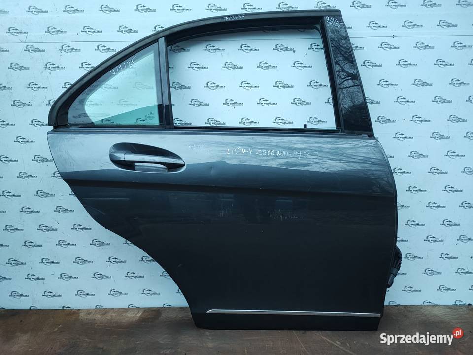 MERCEDES W204 07r drzwi prawe tył Drzwi Kielce sprzedam