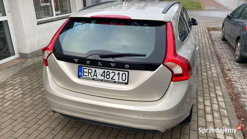VOLVO V60 DriveE Summum Radomsko