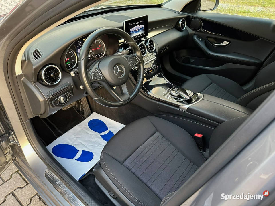 Mercedes C 200 C200d Nawigacja śwatła dzienne wielofunkcyjna kierownica świętokrzyskie Ostrowiec Świętokrzyski sprzedam