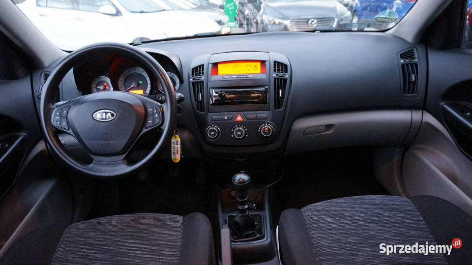 Kia Ceed zarejestrowany ubezpieczony Gwarancja I światła przeciwmgielne Zielona Góra
