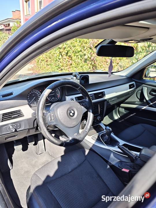 BMW 318d E90 2010 lift diesel Siechnice sprzedam