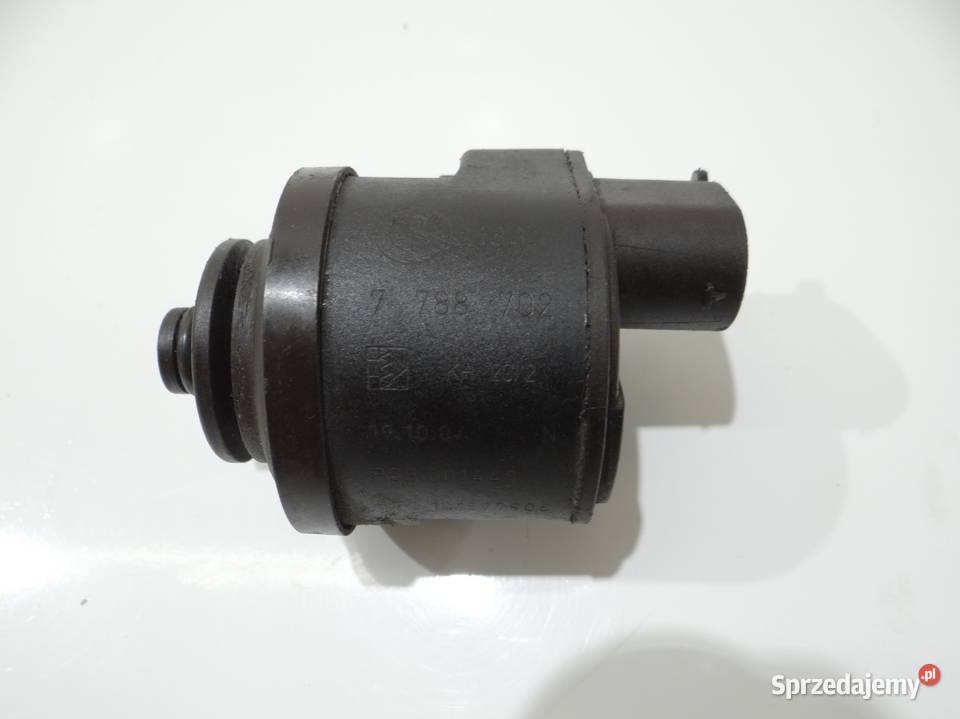 PODGRZEWACZ PALIWA BMW E60 306D4 30D 4 PIN lubelskie Strzyżewice