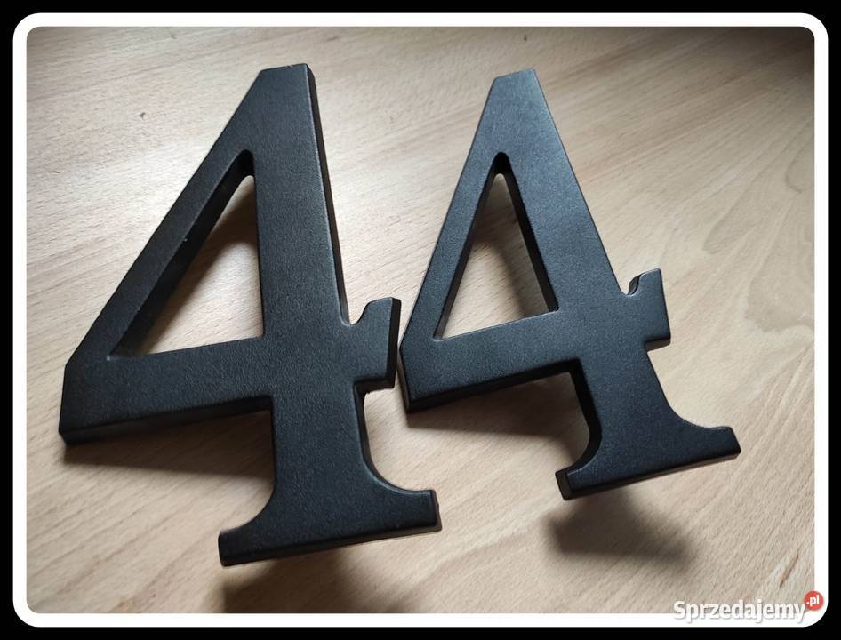 Metalowe cyfry na dom malowane proszkowo na Płock