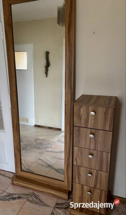 Zestaw szafkalustro lubelskie Tomaszów Lubelski