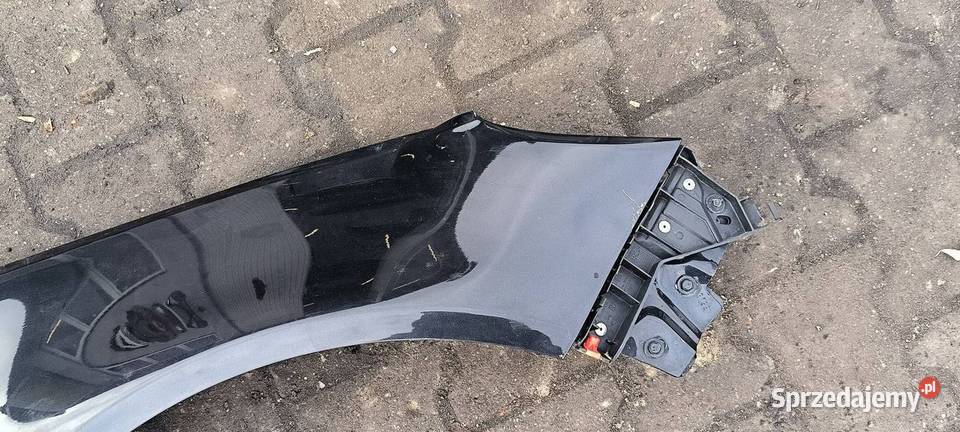 BŁOTNIK PRAWY PRZÓD OPEL INSIGNIA A LIFT GAR osobowe Lipno