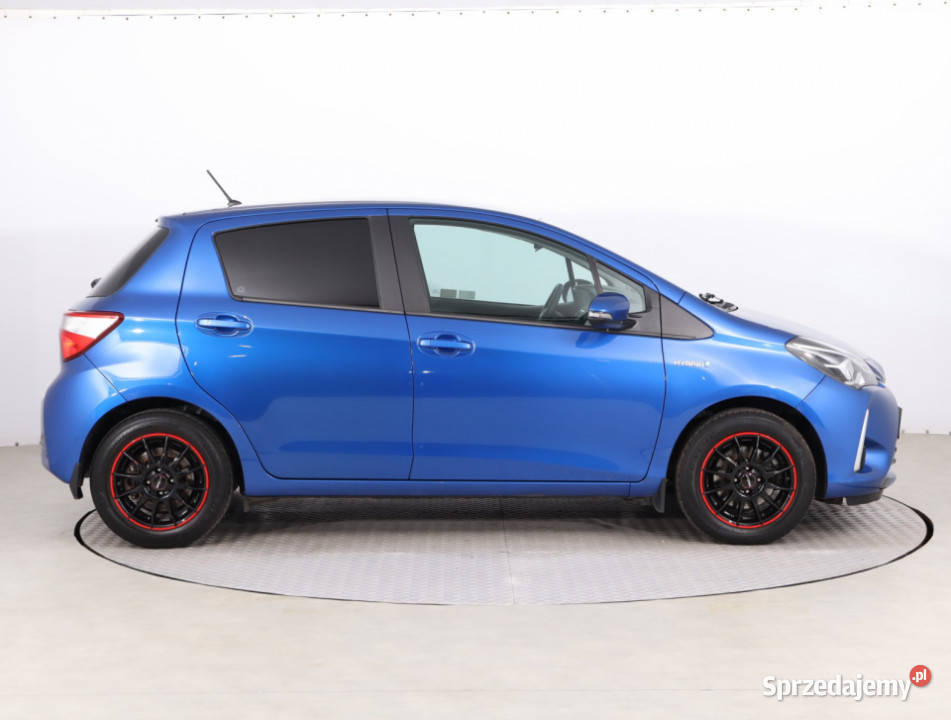 Toyota Yaris 15 Hybrid Piaseczno sprzedam