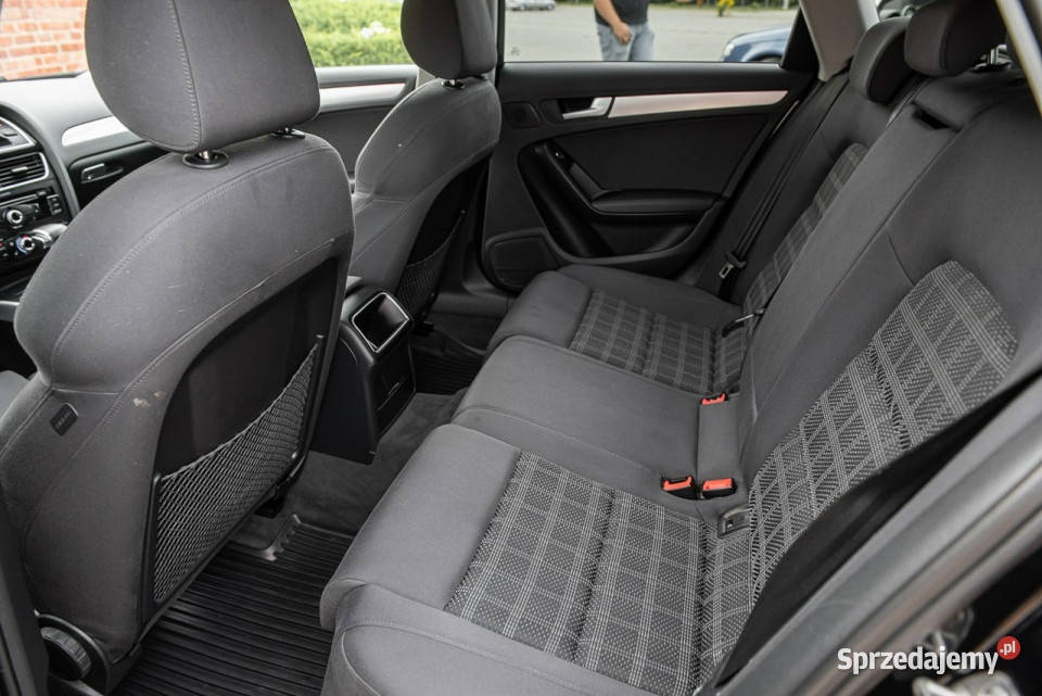 Audi A4 SLine 20TDI CR 150 STronic 220 gniazdo USB