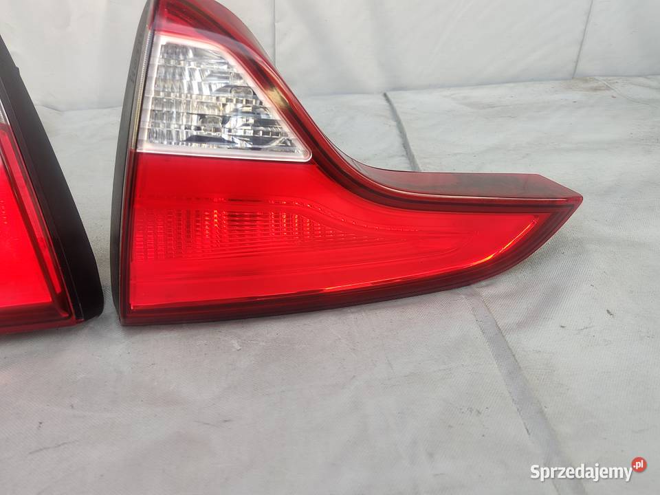 KIA SORENTO II LIFT LAMPA TYLNA W KLAPE LEWA Radom sprzedam