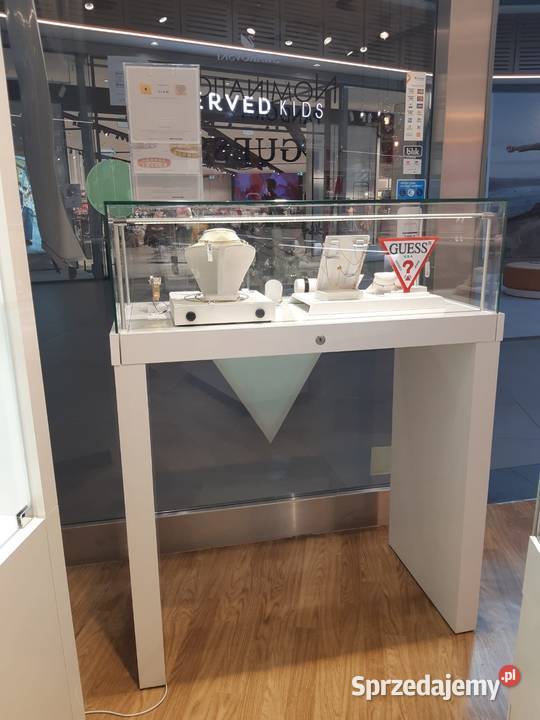 Meble do sklepu jubilerskiego gabloty komody Biznes i Przemysł Warszawa