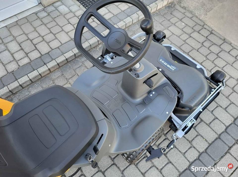STIGA PARK 300 LC Combi 85 MQ traktorek kosiarka Dymki
