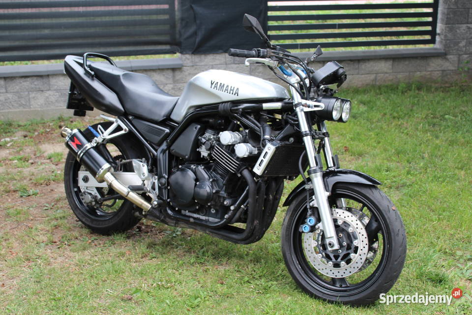 Yamaha FZS 600 Fazer naked street