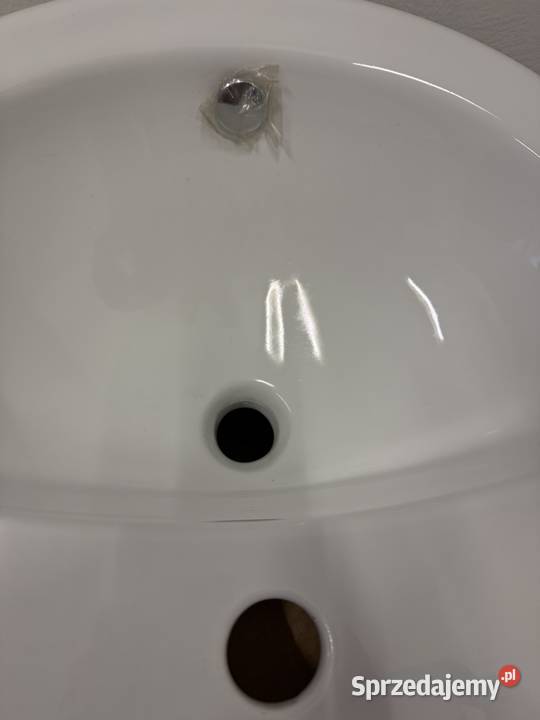 Ceramiczna umywalka wpuszczana w blat o małopolskie Nowy Targ