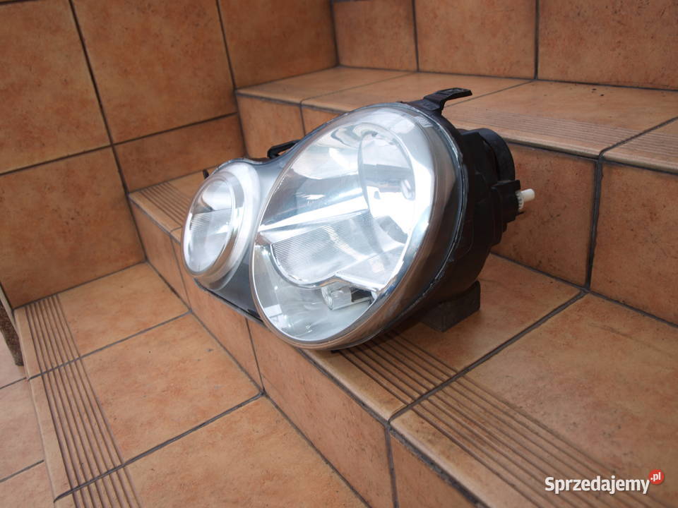 VW Polo lampa lewa przód 2001 2005r europa Kalisz
