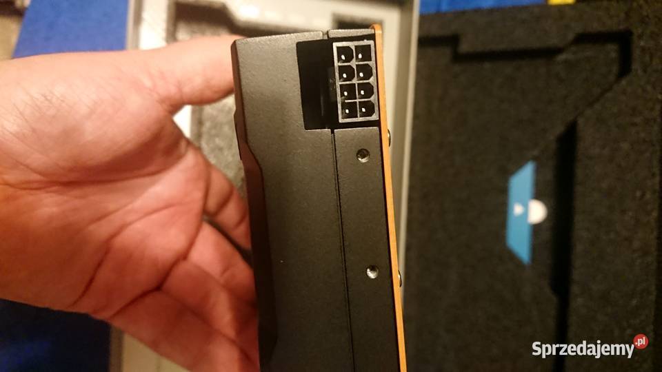 Karta graficzna AMD Radeon Pro W7700 16GB 256BIT Tarnów