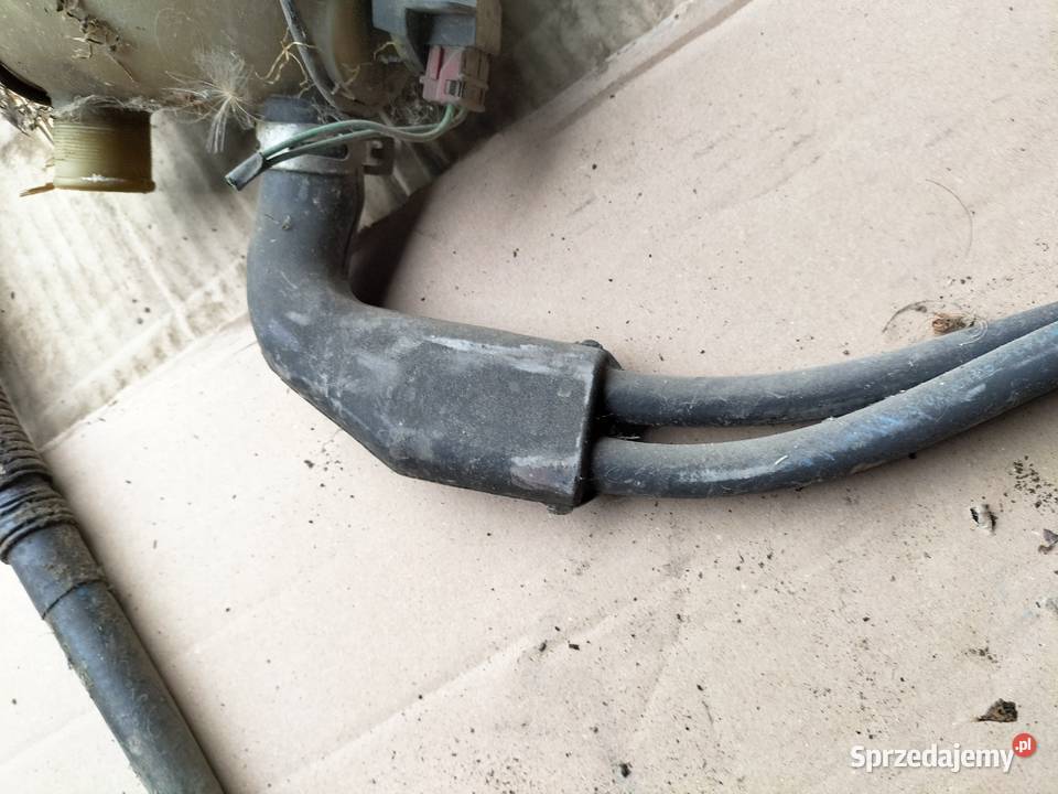 CITROEN C15 19D ZBIORNICZEK WYRÓWNAWCZY WODY WĄŻ