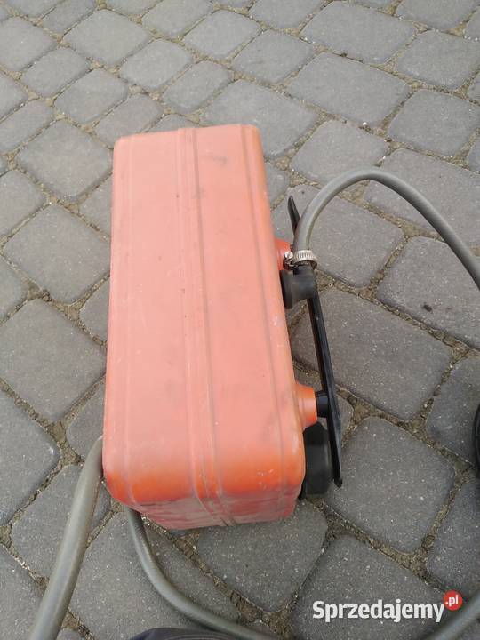 Zbiornik paliwa do silnika zaburtowego