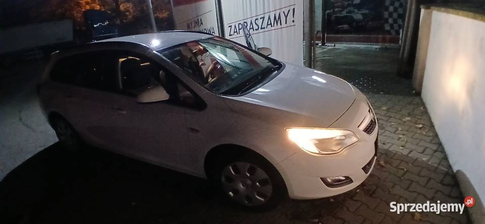 Opel Astra J 17CDTI 110 bluetooth Bielawa