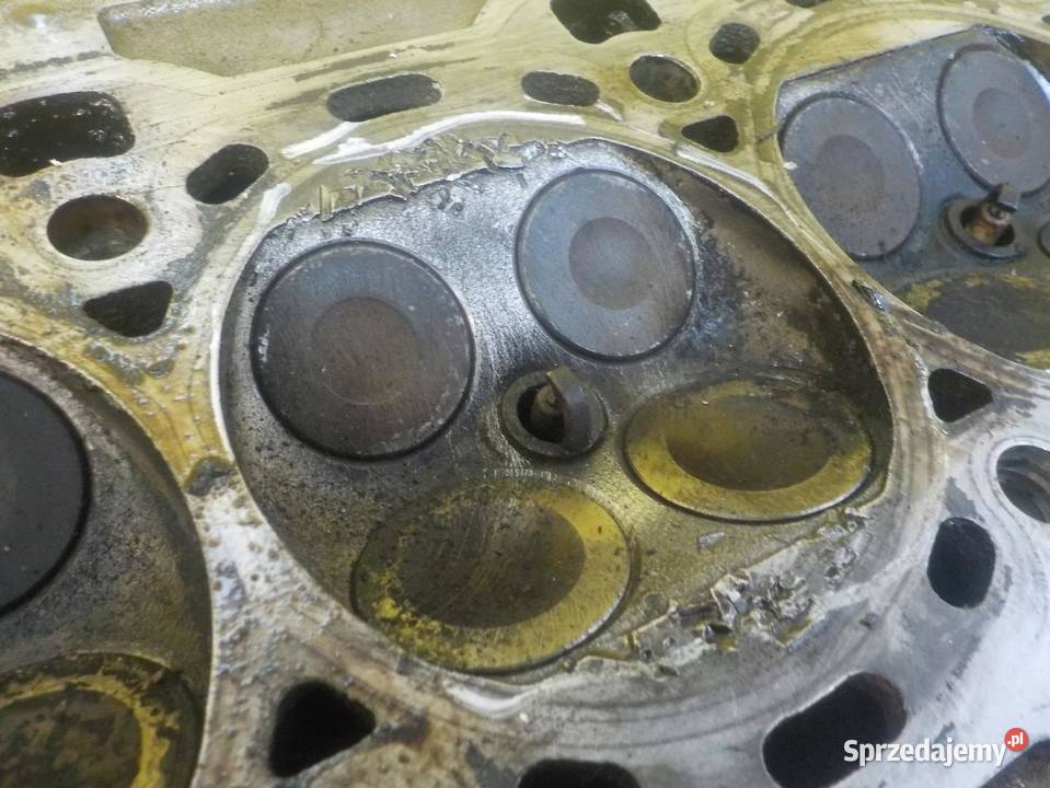 CORSA E 14 16V 17r 75 B14XEJ glowica kompletna Suków