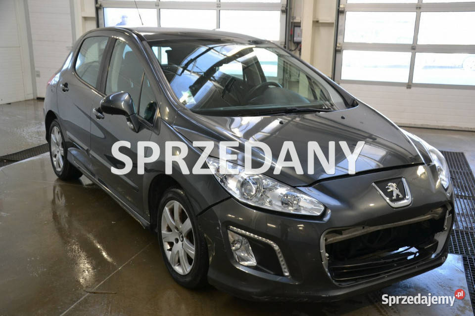 Peugeot 308 lifcie 16 ehdi 115 climatronic lakier metallic Kęty