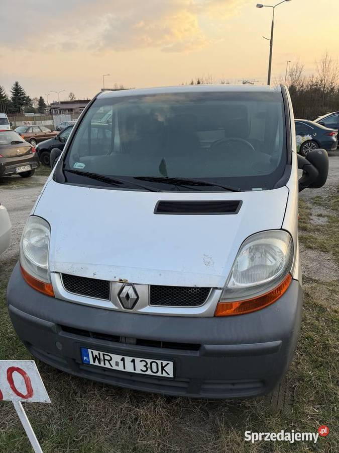 Renault Trafic 19dci manualna Radom