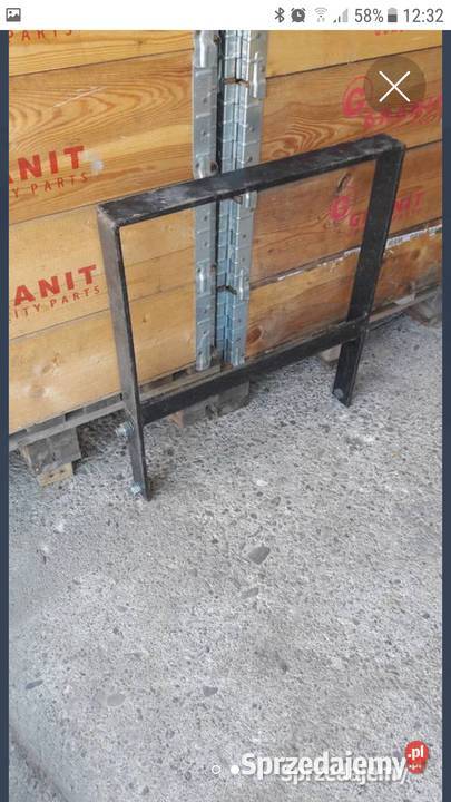 Osłona maski do tura MF 3512 2812 Osprzęt roboczy sprzedam