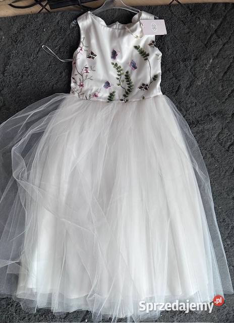 Nowe sukienki komunijne wielkopolskie Trzemeszno