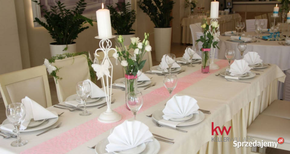 sprzedaży lokalu 2700m2 BoszkowoLetnisko Ilość pomieszczeń 21 Boszkowo-Letnisko