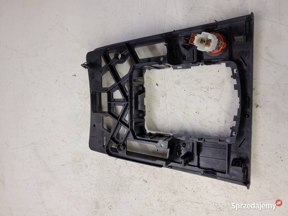 TUNEL ŚRODKOWY DEKOR AUDI Q7 4L 4L0864261 ŁUSKA Części samochodowe śląskie Przystajń sprzedam