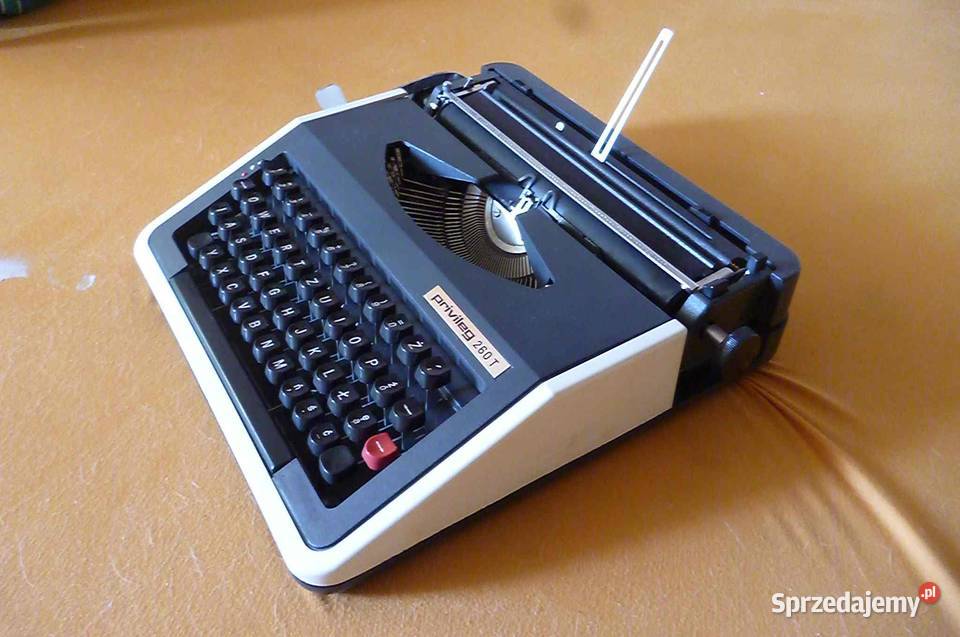 MASZYNA DO PISANIA Z WALIZKĄ PRIVILEG 260T Kraków