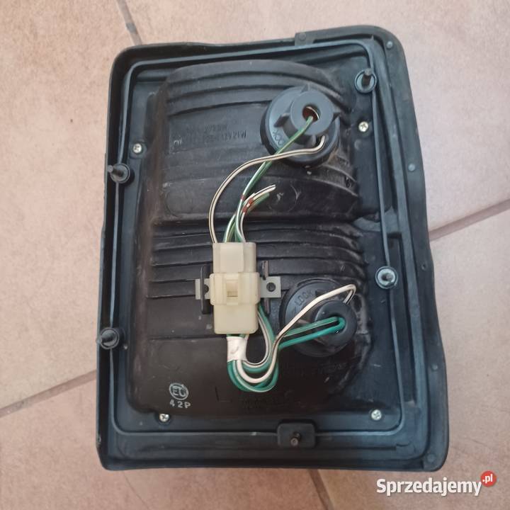 Toyota Corona AT151 lampa tyl osobowe Rakoniewice