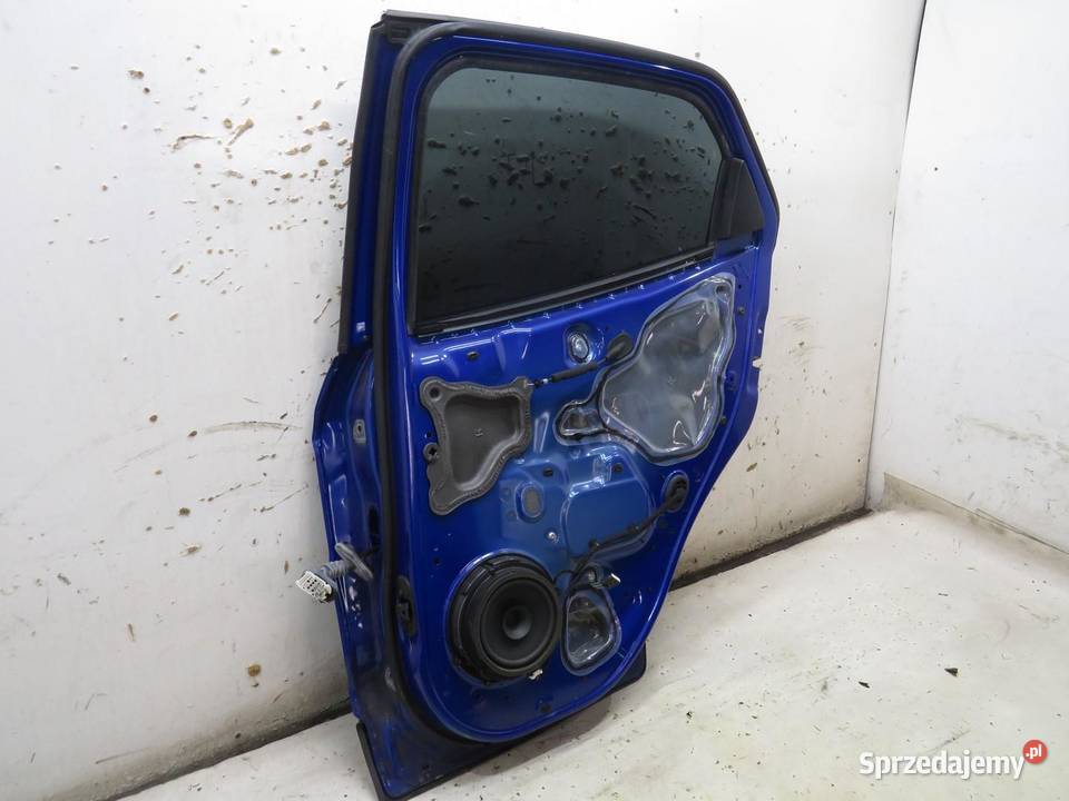DRZWI PRAWE TYLNE TYŁ M FORD ECOSPORT Drzwi