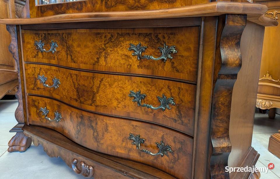 Witrynaserwantka lwie łapy czeczotaszer 1115 Meble Dąbrowa Górnicza