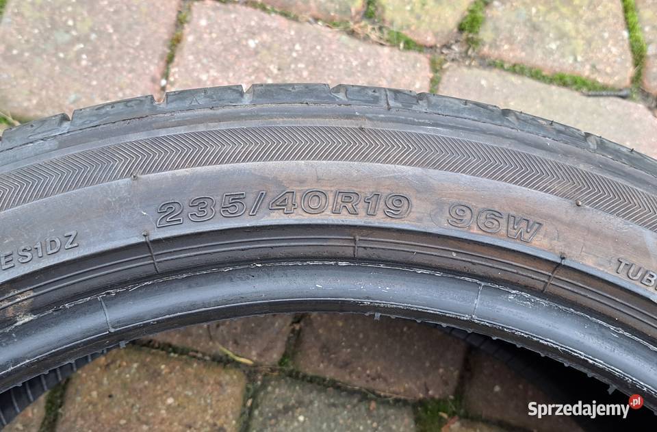 Opony Bridgestone 23540 R19 Pyrzyce