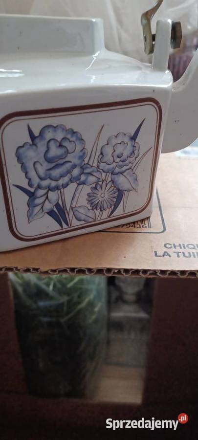 porcelanowy czajnik w kształcie sześciokąta Poznań