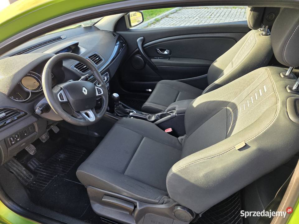 Renault Megane III coupe 2011 Rok produkcji 2011 Megane Chmielnik