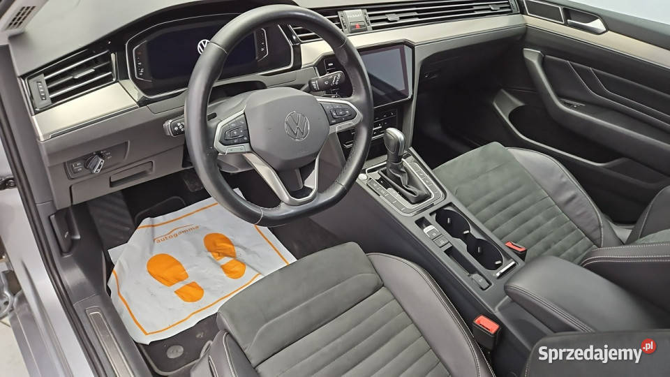Volkswagen Passat Variant 20 TDI Elegance DSG Z Warszawa