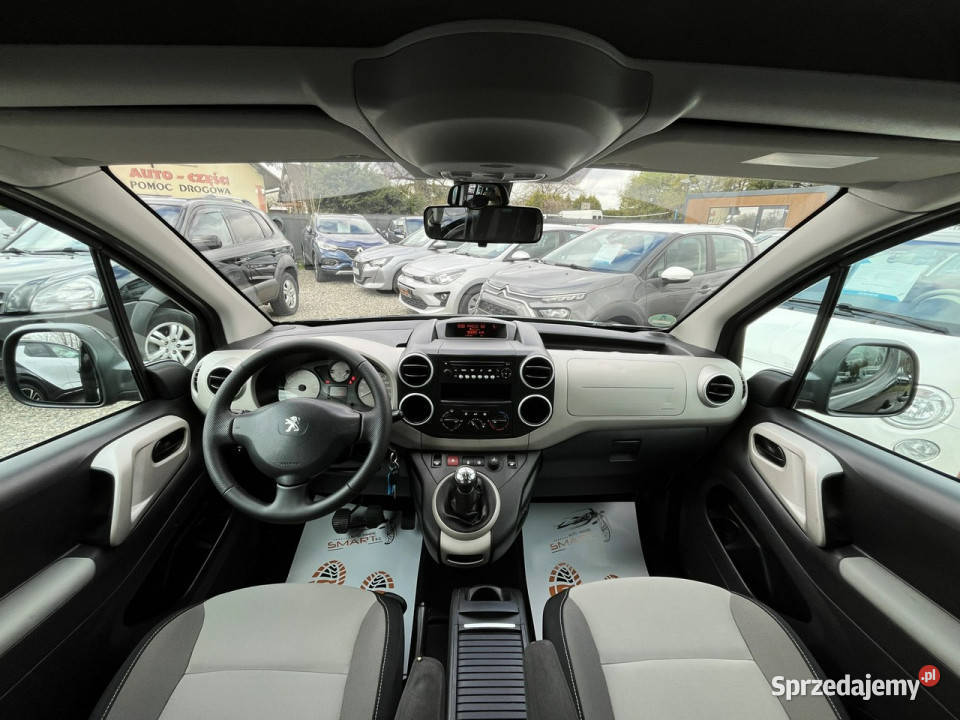 Peugeot Partner Ledy Bezwypadek Oszczędny II gniazdo USB Partner Rydułtowy