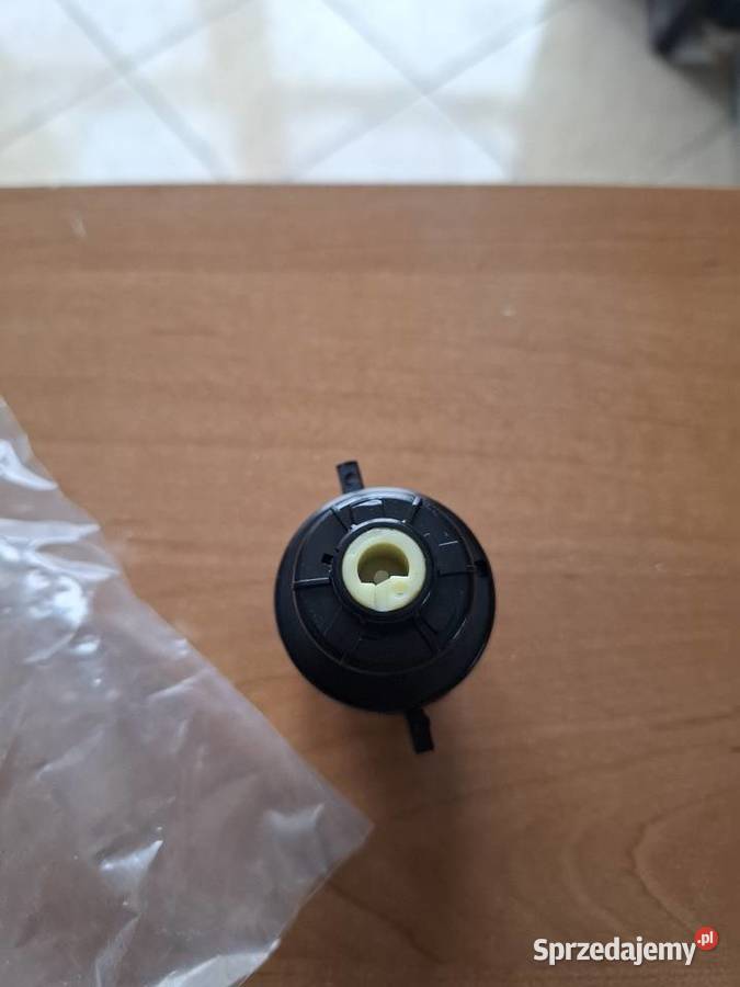 Kostka stacyjki Audi A6 C4 duzy otwor 4A0905849C sprzedam