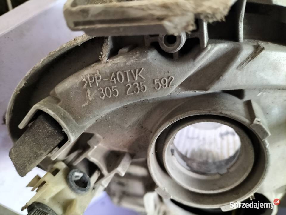 Mercedes W168 Lampa przód lewa A1688201761 sprzedam