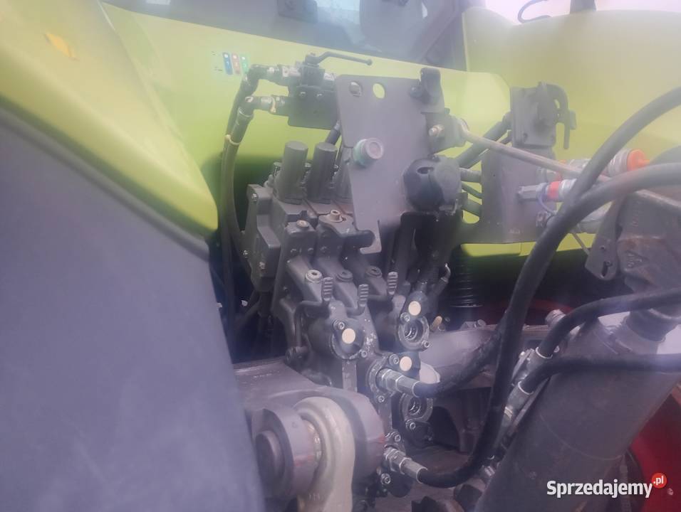 Claas axion 820 Claas Borzykowa