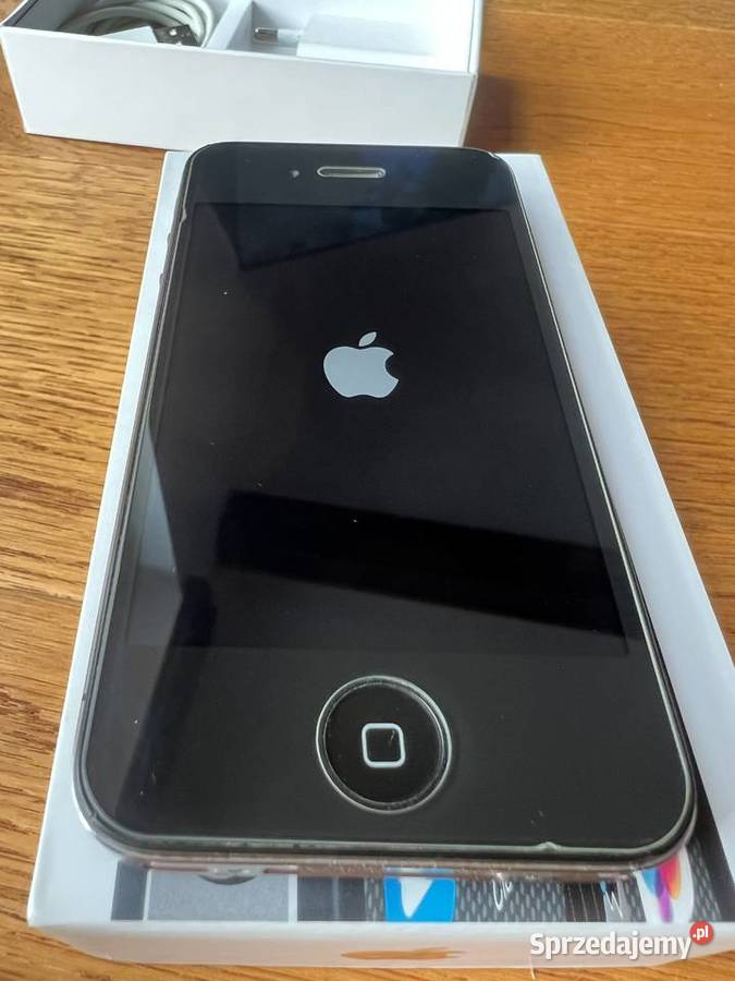 iPhone 4s nowy komplet Apple / iPhone
