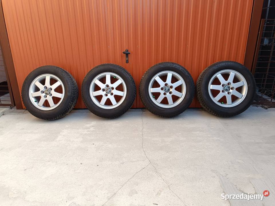 Koła Volvo S40 II 15 5x108 ET46 Borbet opony Piastów