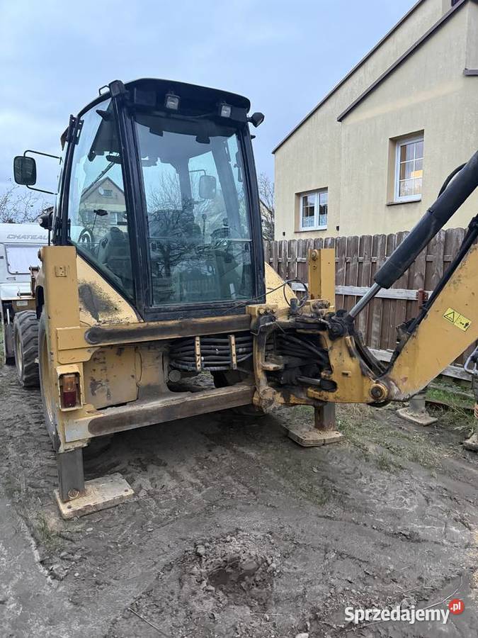 KoparkoŁadowarka CAT 428 E z 2007r 3 łyżki jcb Rok produkcji 2007 Złoczew