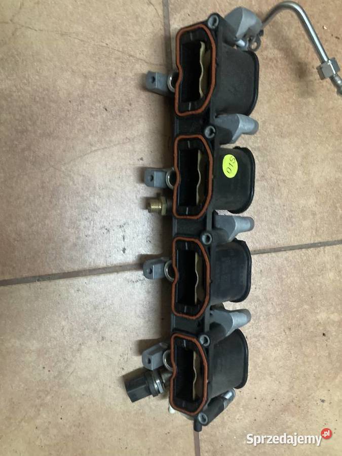 kolektor ssący nastawnik A5 S5 42 FSI 079133110 osobowe